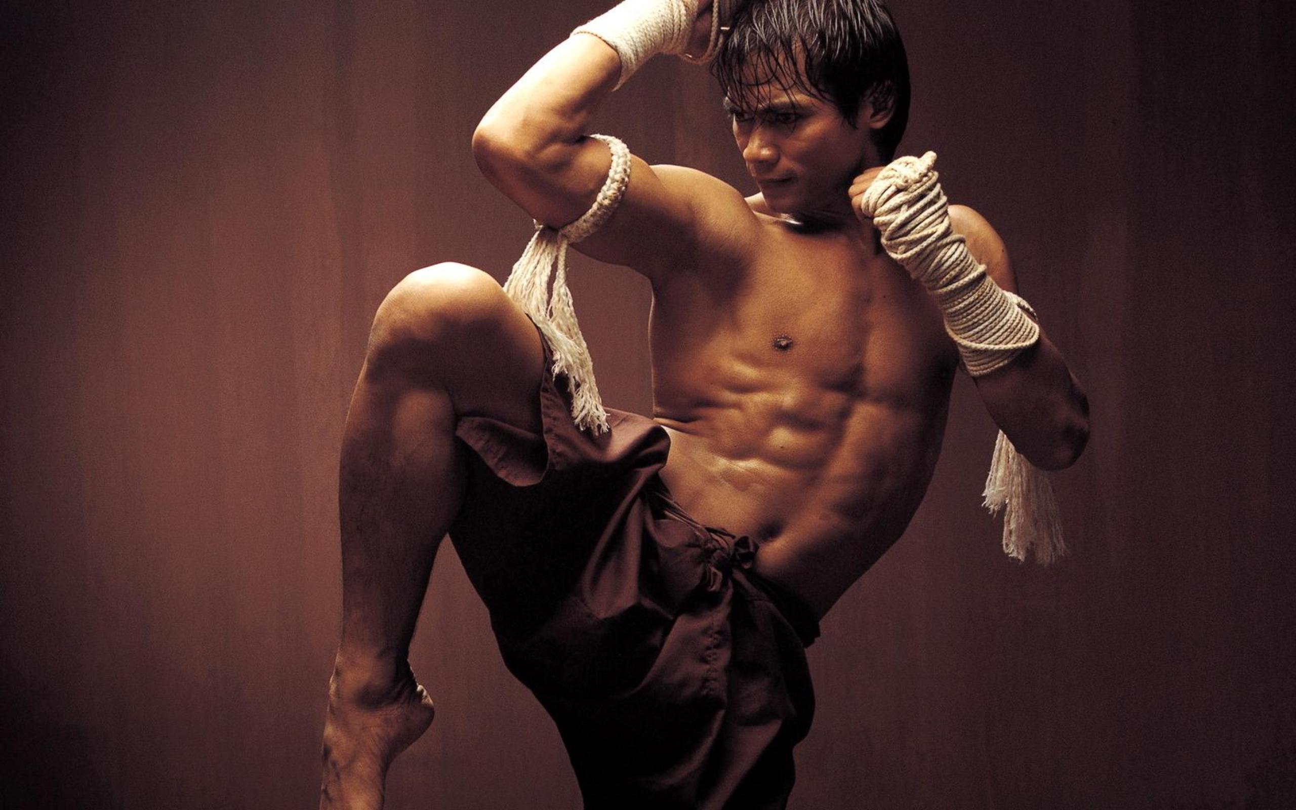 http://img.fonwall.ru/o/50/karate_sportsmen_udar_poza_odejda_27.jpg