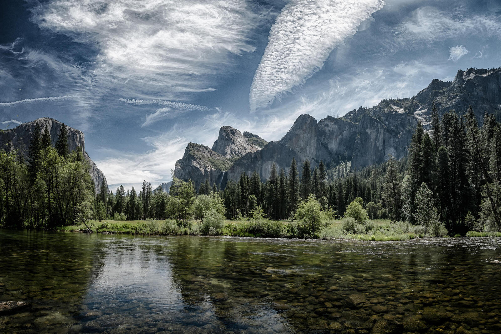 Обои река лес Йосемитский национальный парк на рабочий стол