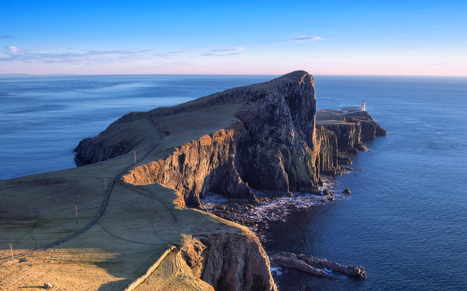 Wallpapers Neist Point Lighthouse Scotland Skye Island on the desktop