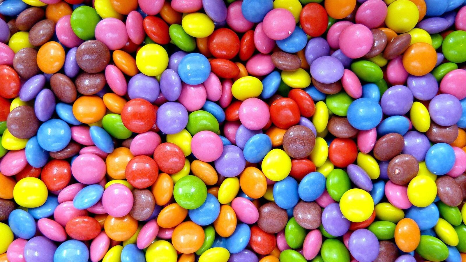Обои много конфет разноцветные на рабочий стол