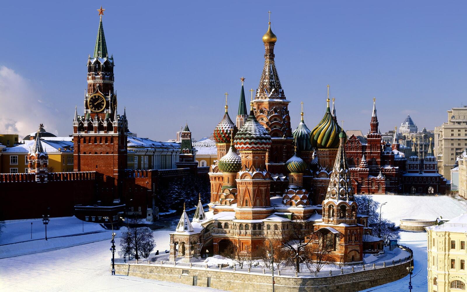 Обои город Кремль дома на рабочий стол