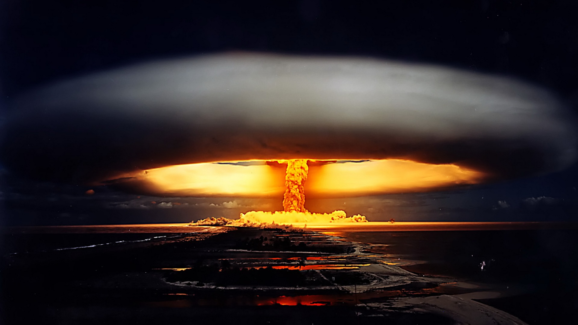 Wallpapers wallpaper nuclear atomic on the desktop