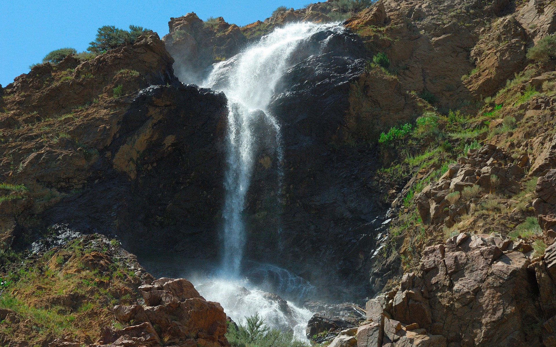 водопад гора скала скачать