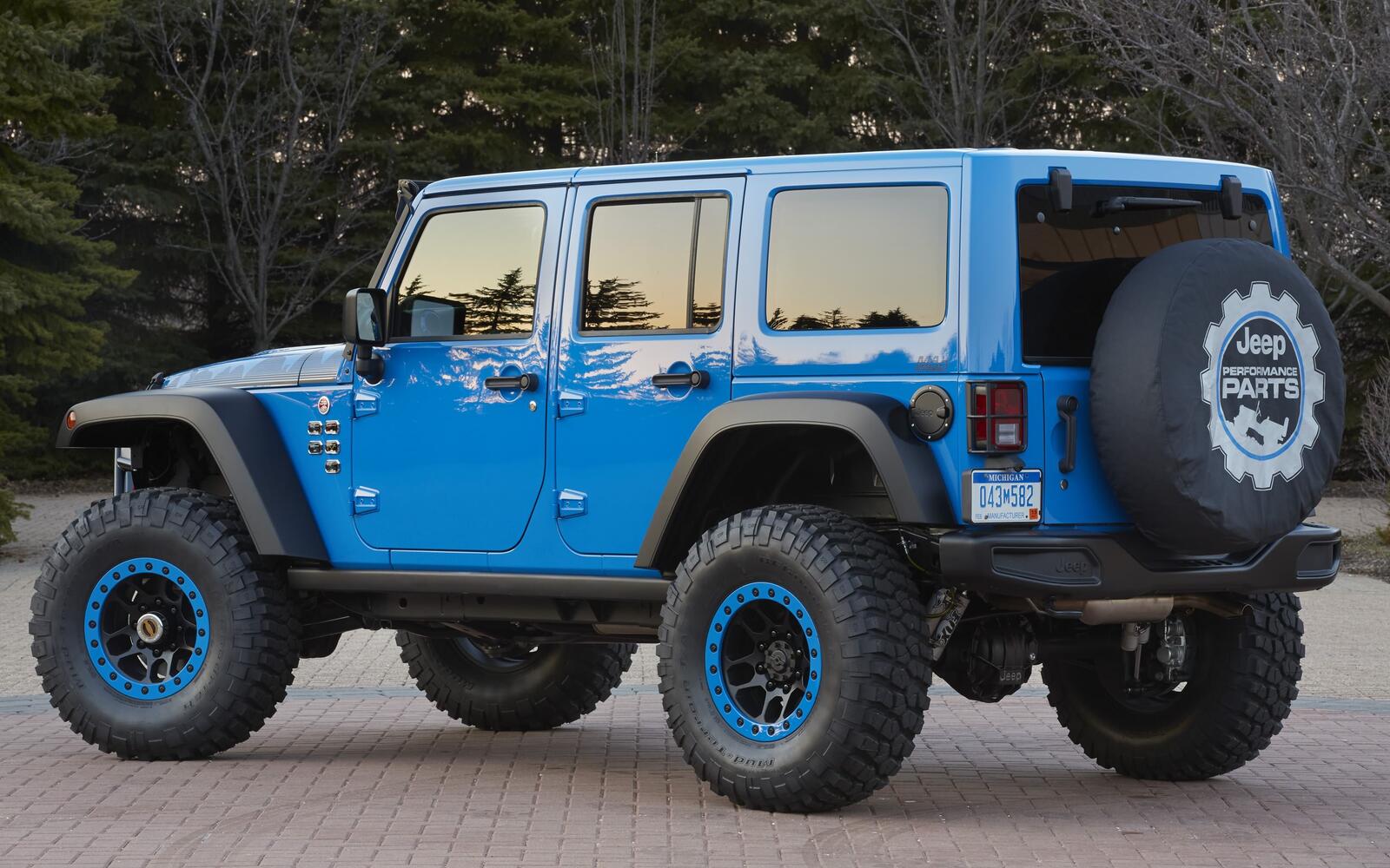 Wallpapers jeep blue SUV on the desktop