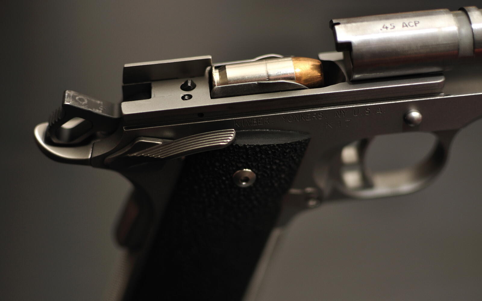 Wallpapers pistol revolver caliber on the desktop