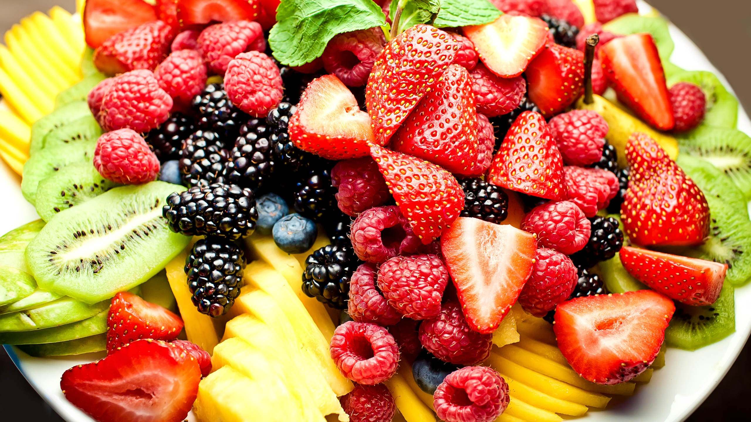 Фото бесплатно ягоды, фрукты, ассорти