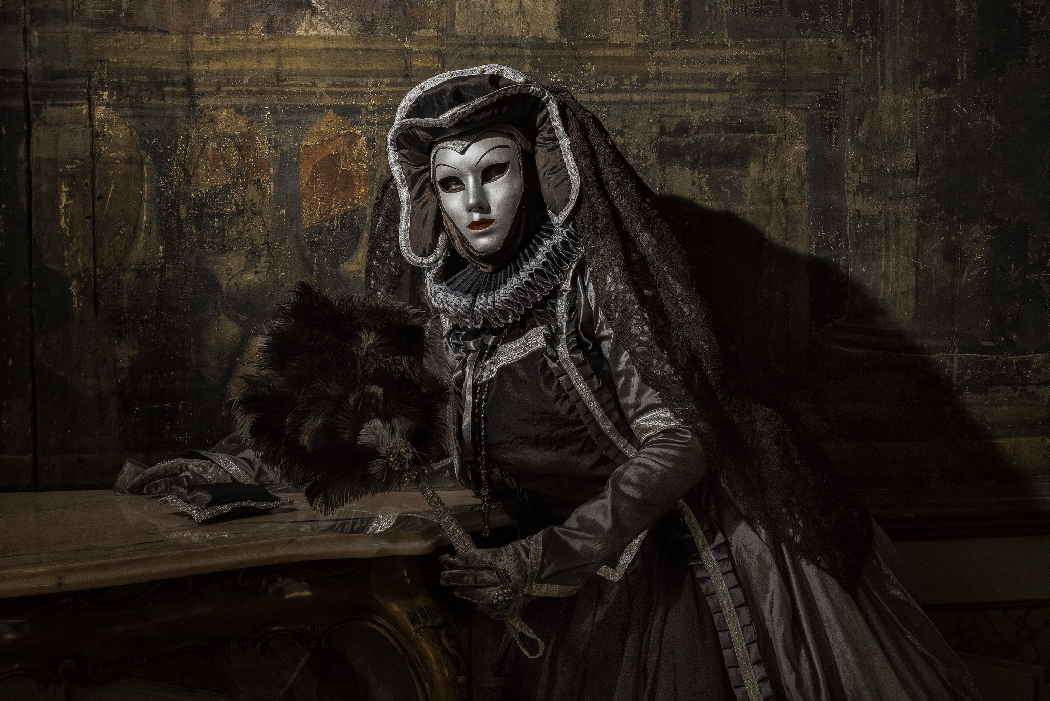 桌面上的壁纸威尼斯人的服装 套装 面罩