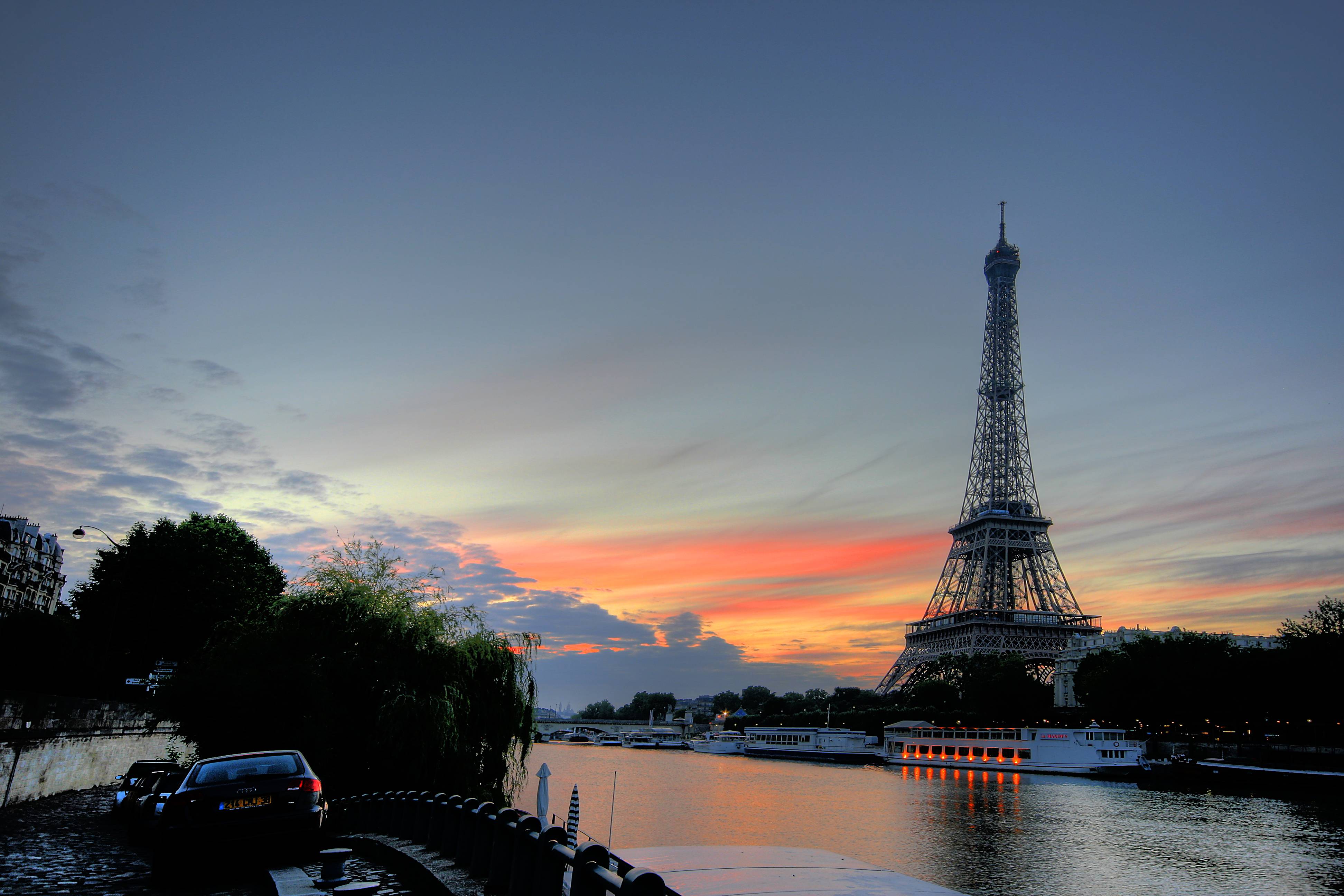 Эйфелева башня Париж закат загрузить