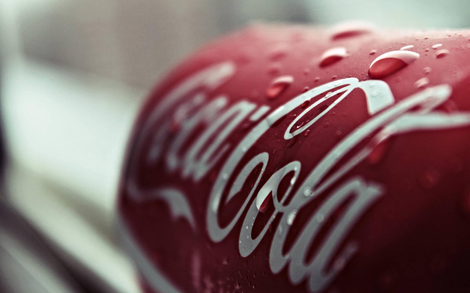 Wallpapers Coca-Cola Bank drops on the desktop