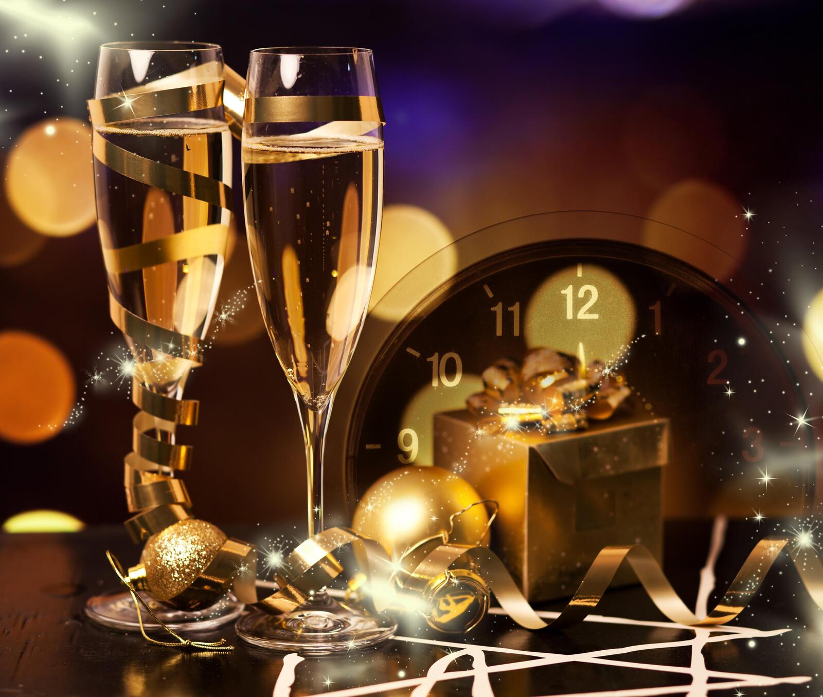 Обои Новый год шампанское бокалы на рабочий стол