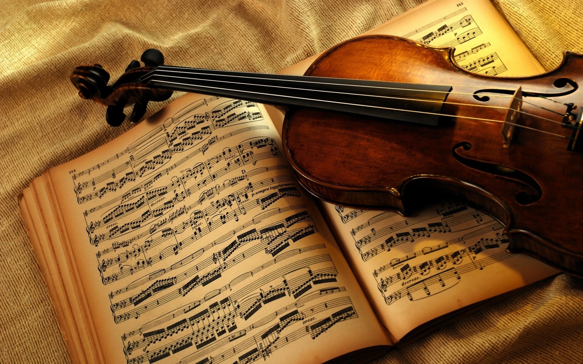 Фото бесплатно скрипка, колки, струны