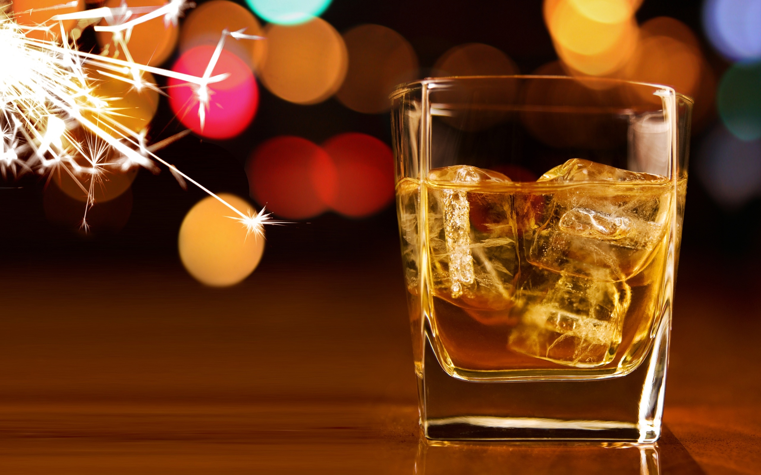 Wallpapers glass whiskey ice on the desktop