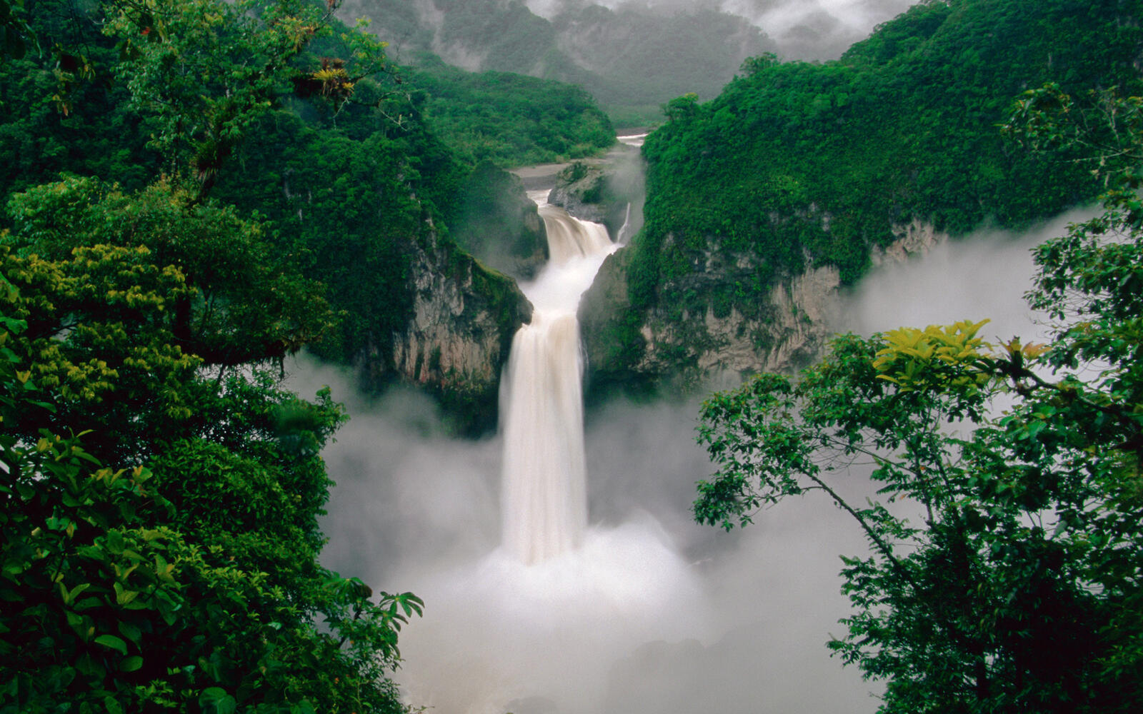 Wallpapers waterfall fog mountains on the desktop