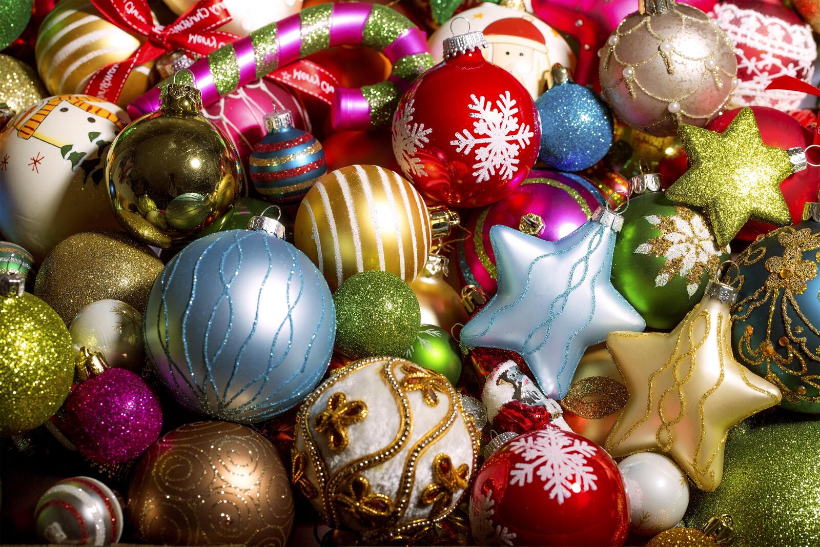 Wallpapers background christmas balls ornaments on the desktop