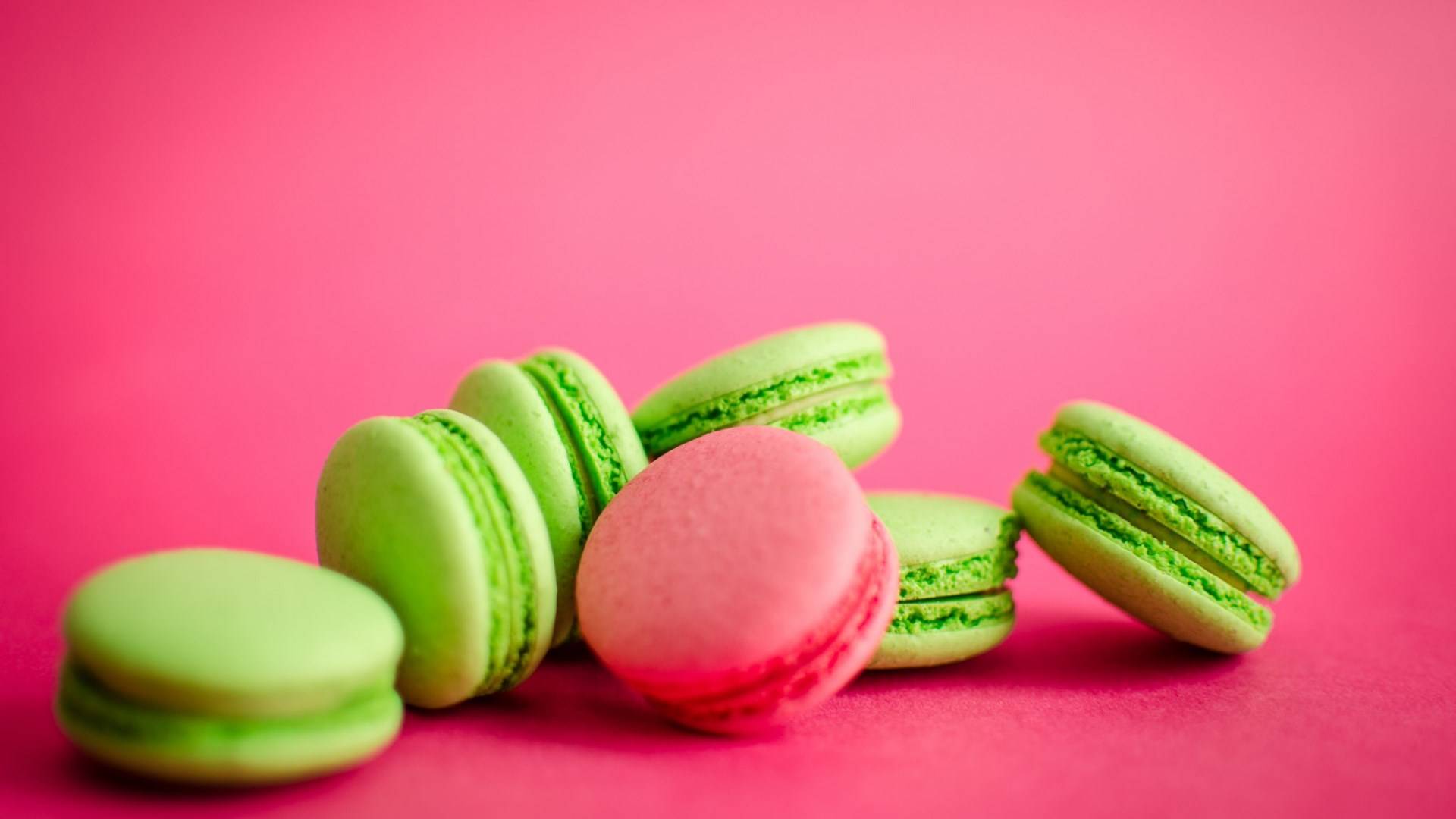Формы зелено розовые. Сладости. Сладости картинки. Зеленые сладости. Обои сладости.