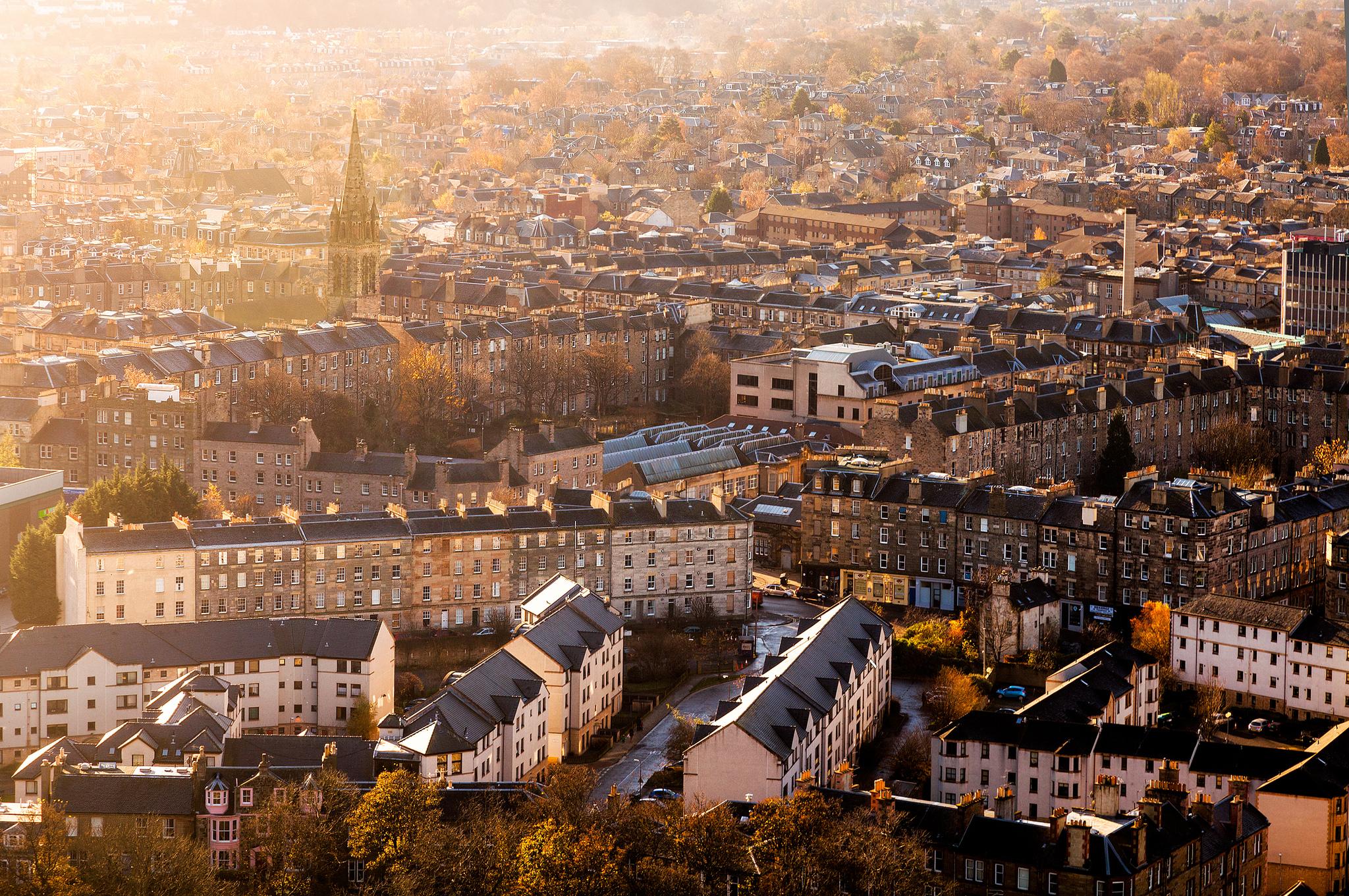 Wallpapers Edinburgh cityscape view from the top on the desktop