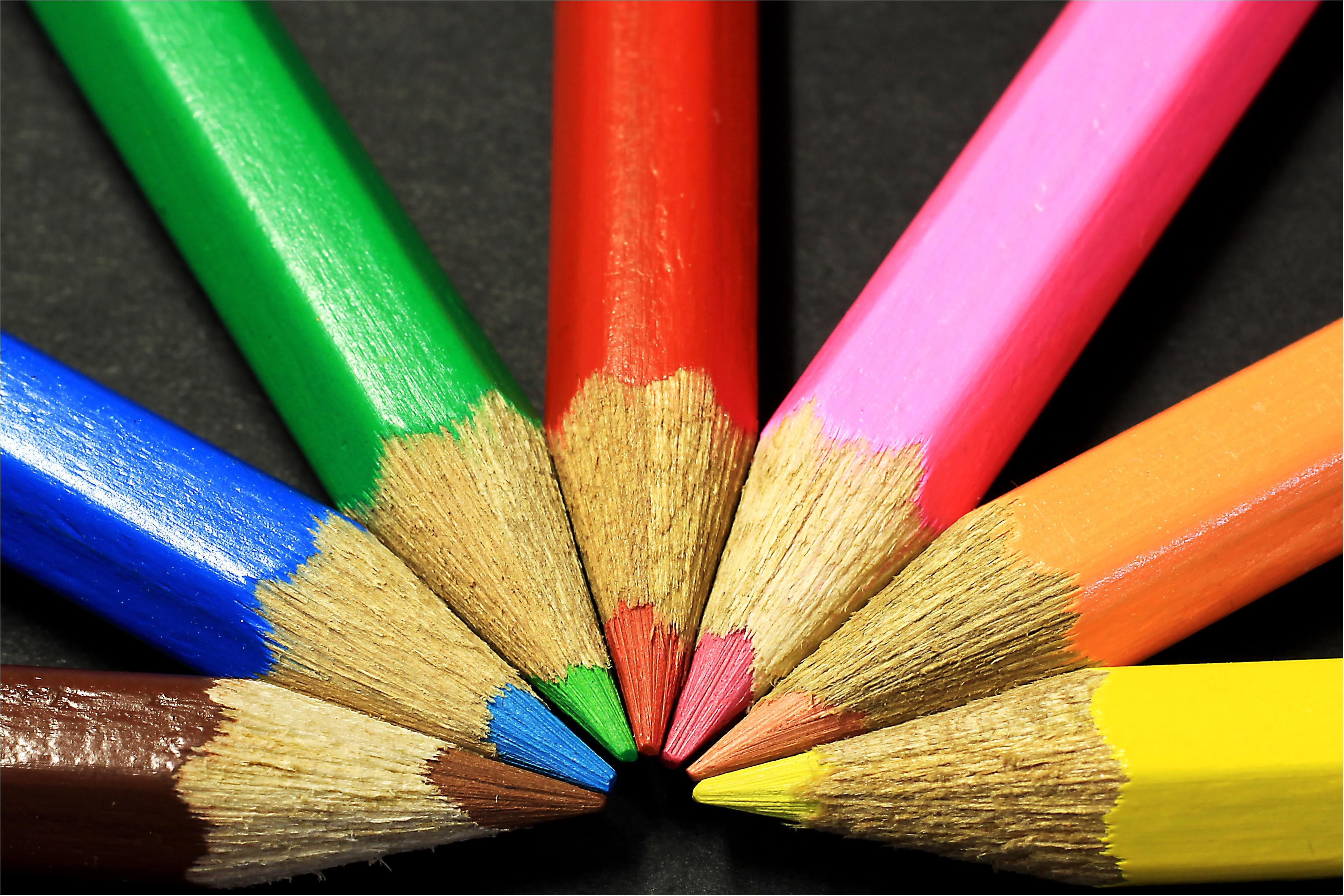Цветные картинки. Карандаши цветные. Разные карандаши. Карандаши разных цветов. Цветные карандаши разных цветов.