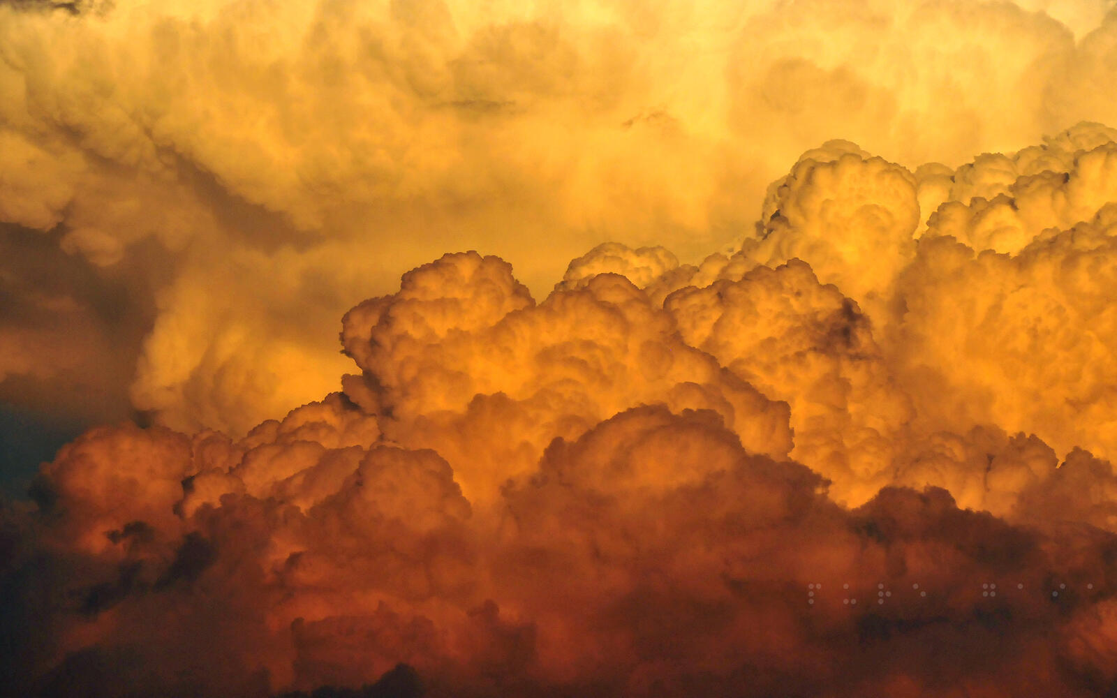 Wallpapers clouds fire yellow on the desktop