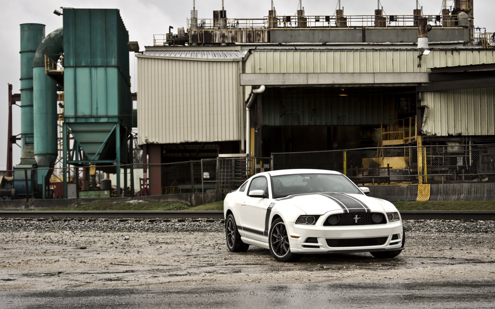 Free photo White Ford Mustang
