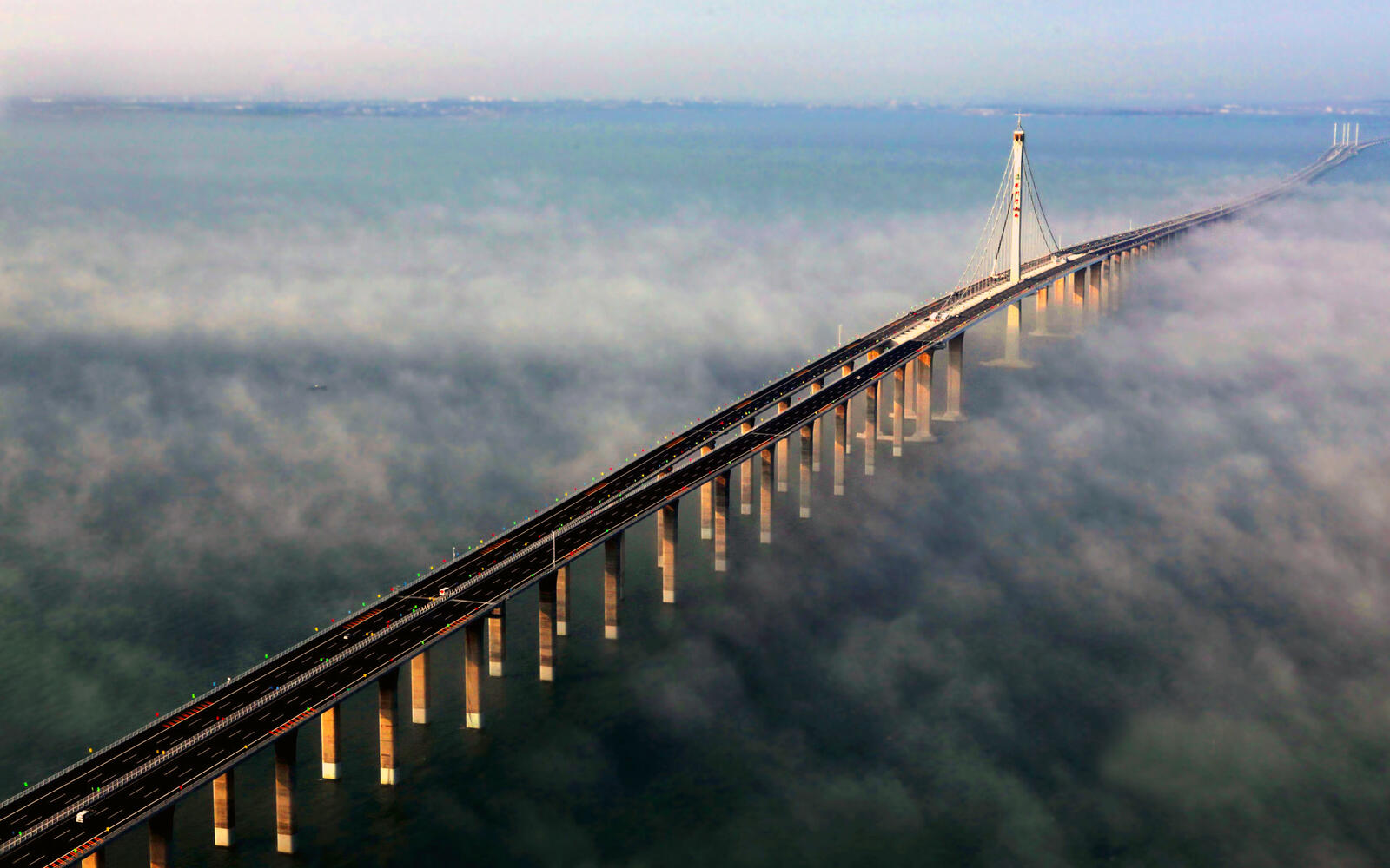 Обои море мост туман на рабочий стол