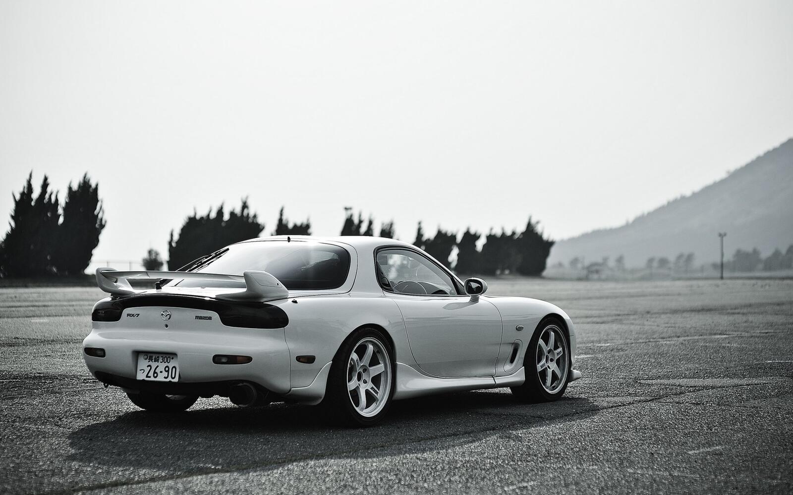 Wallpapers mazda rx7 white on the desktop