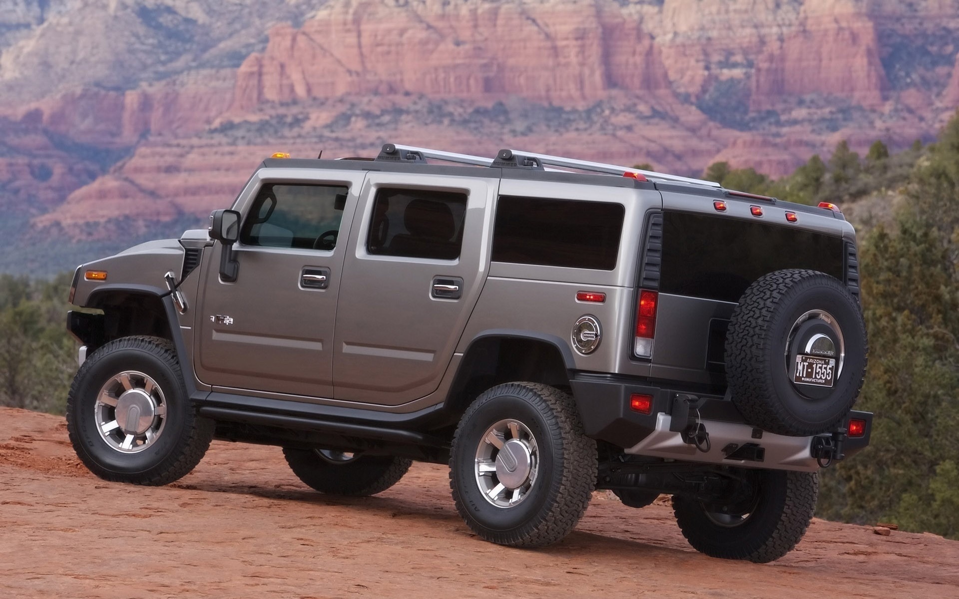 Wallpapers hummer x2 SUV wheels on the desktop