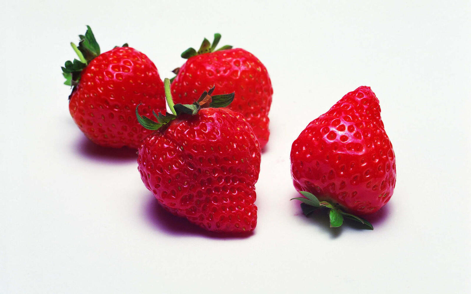 Wallpapers strawberry red delicious on the desktop