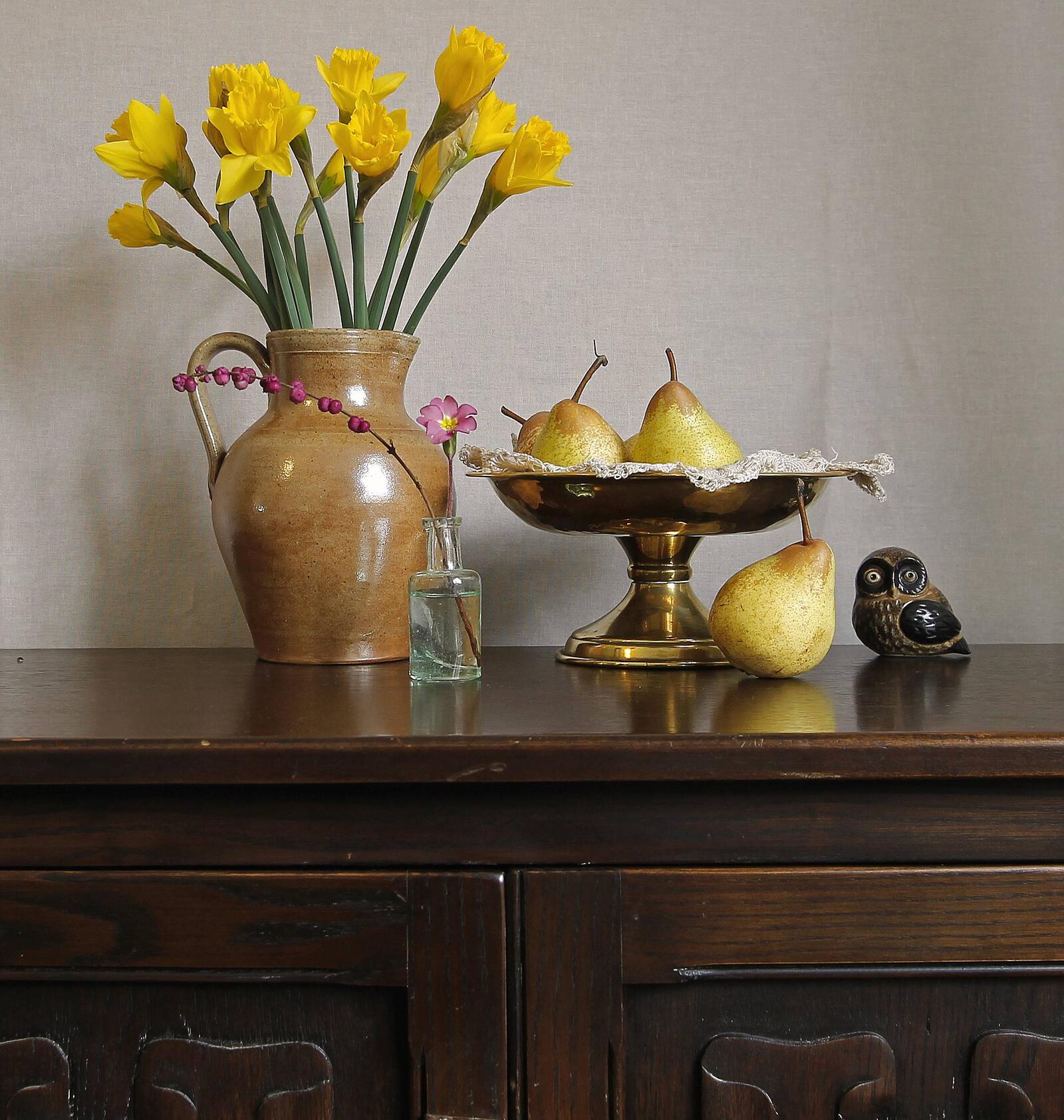 Обои ваза цветы сова на рабочий стол