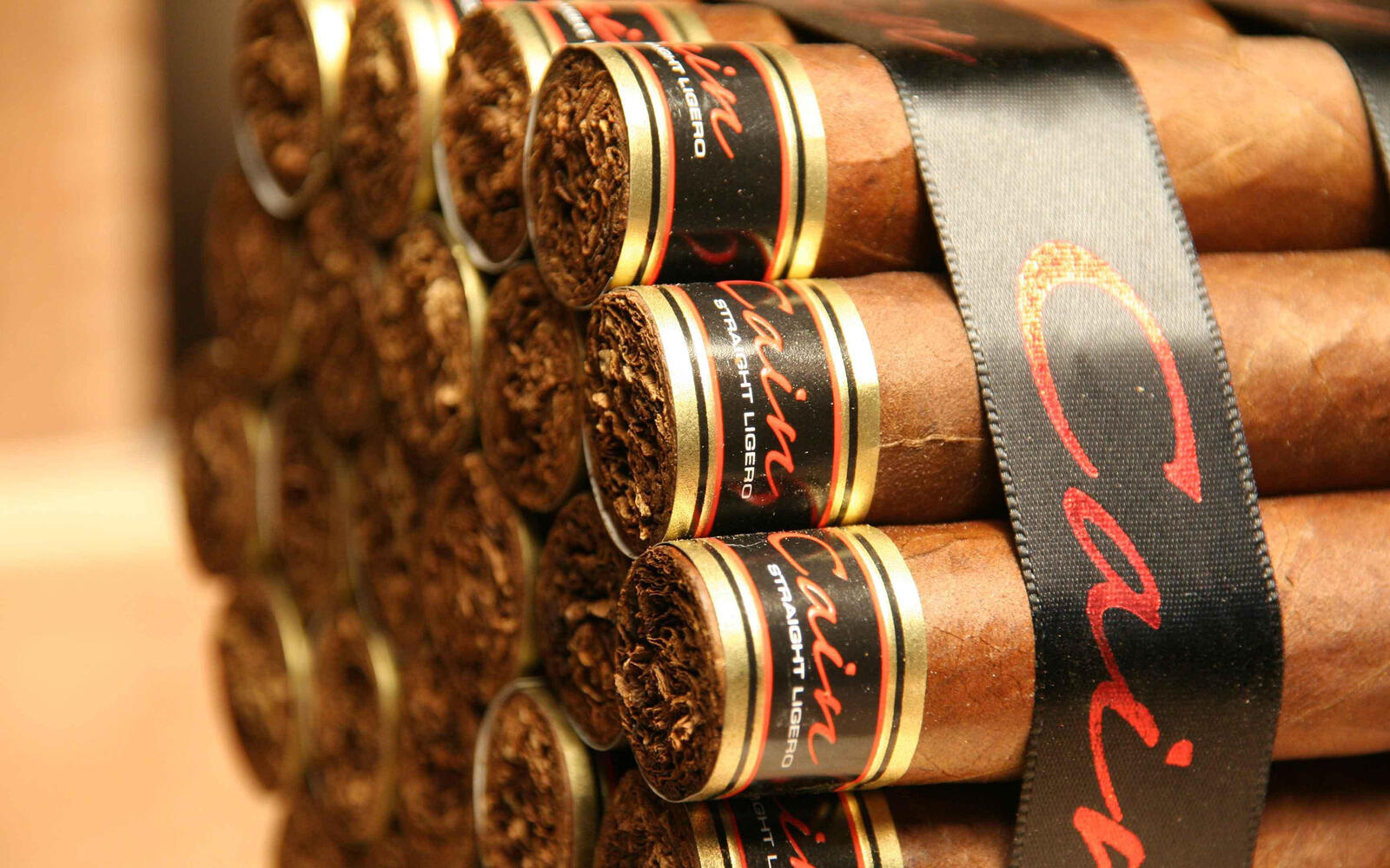 Wallpapers cigars cain tobacco on the desktop