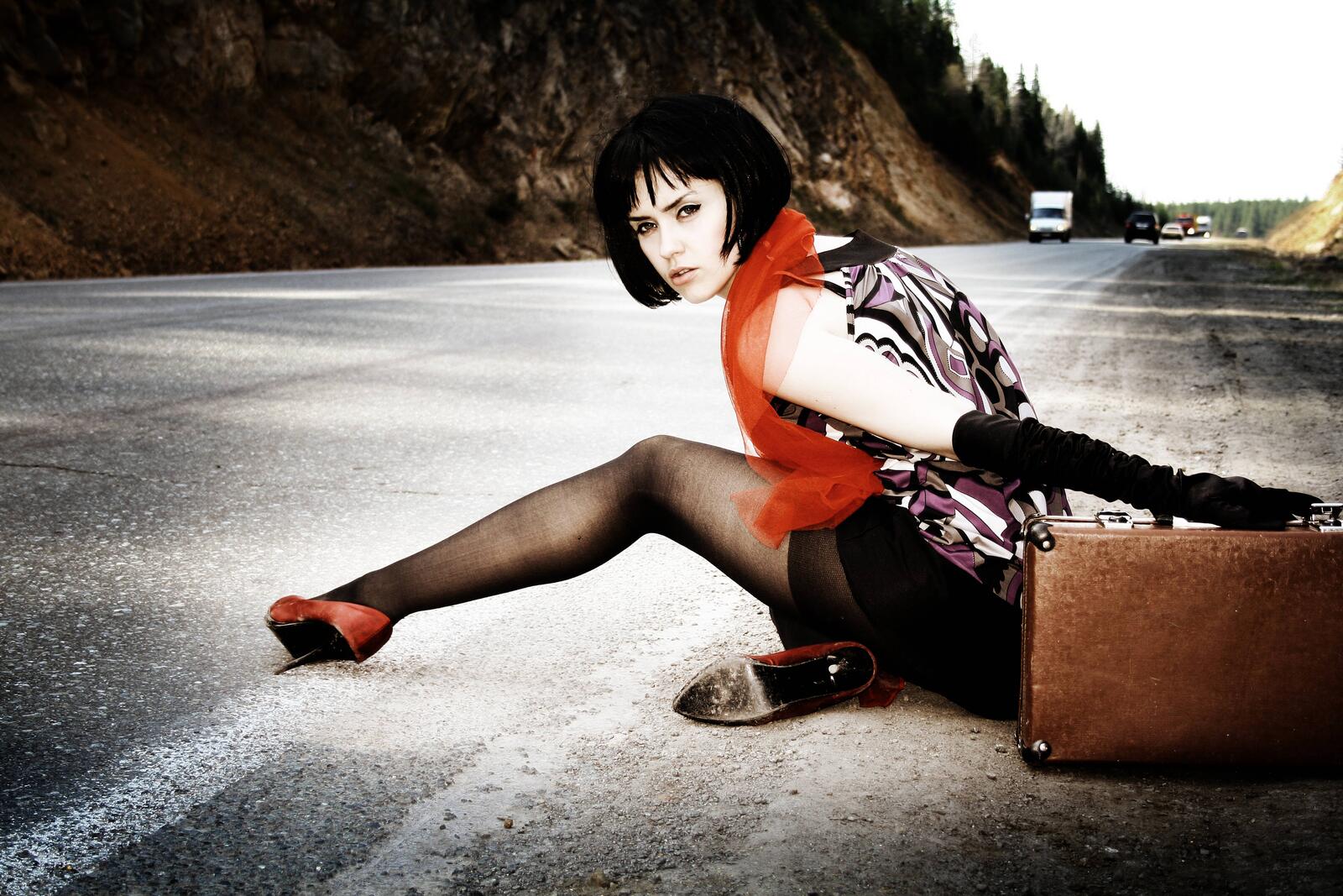 Wallpapers hitch-hiking girl road on the desktop