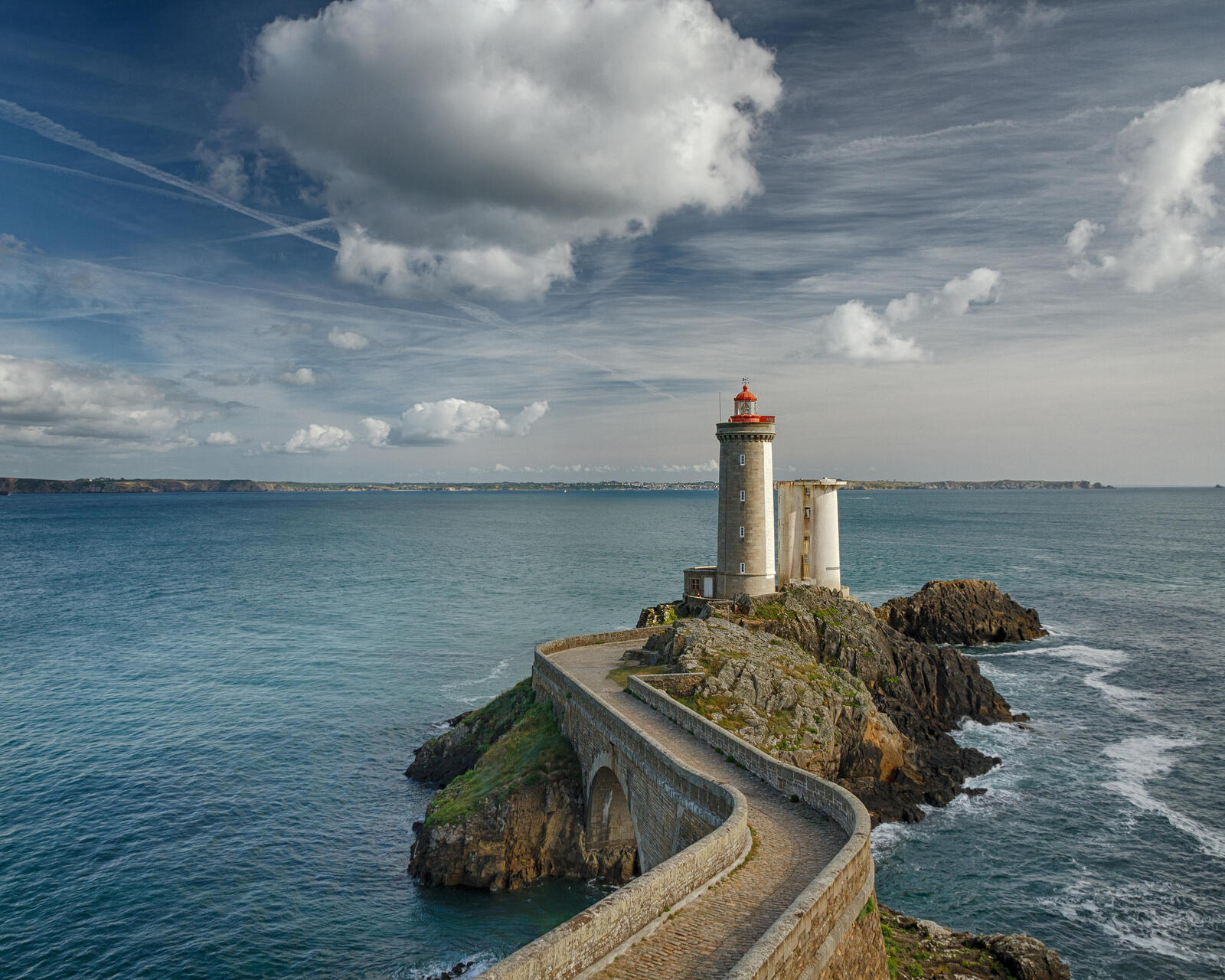 Wallpapers France sea lighthouse on the desktop