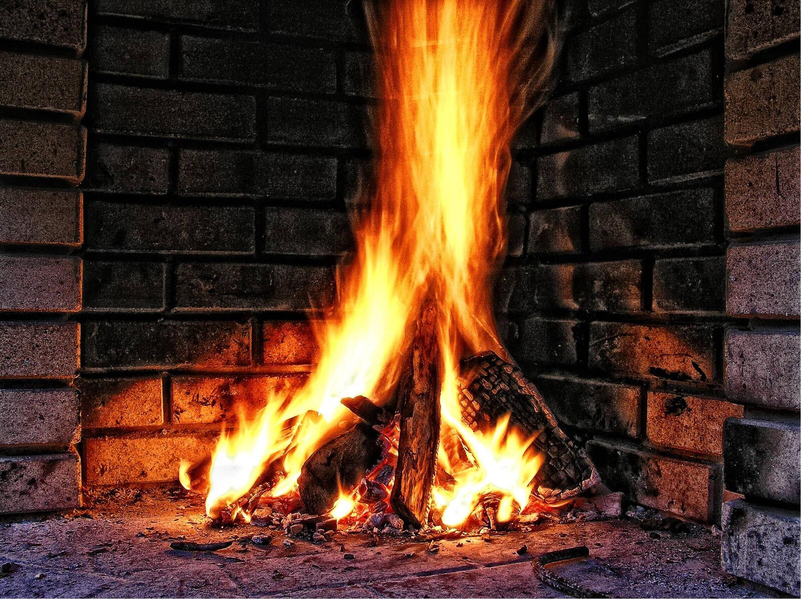 Wallpapers firewood stove coals on the desktop