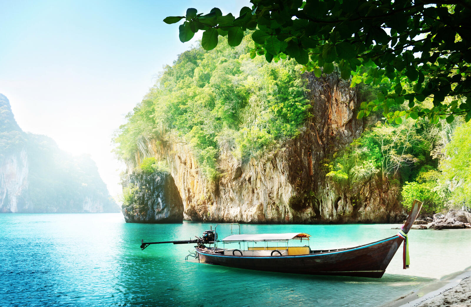 Обои лодка скалы Таиланд на рабочий стол