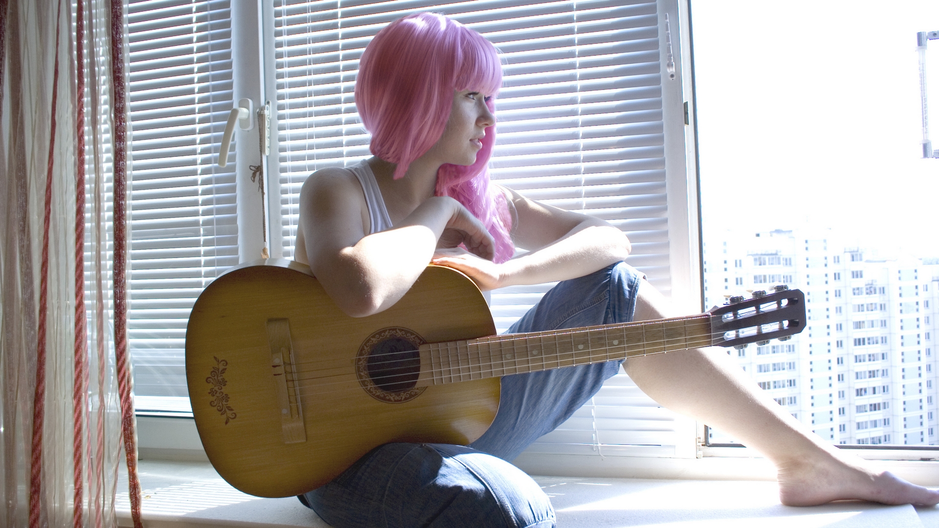 桌面上的壁纸头发 粉红色 吉他