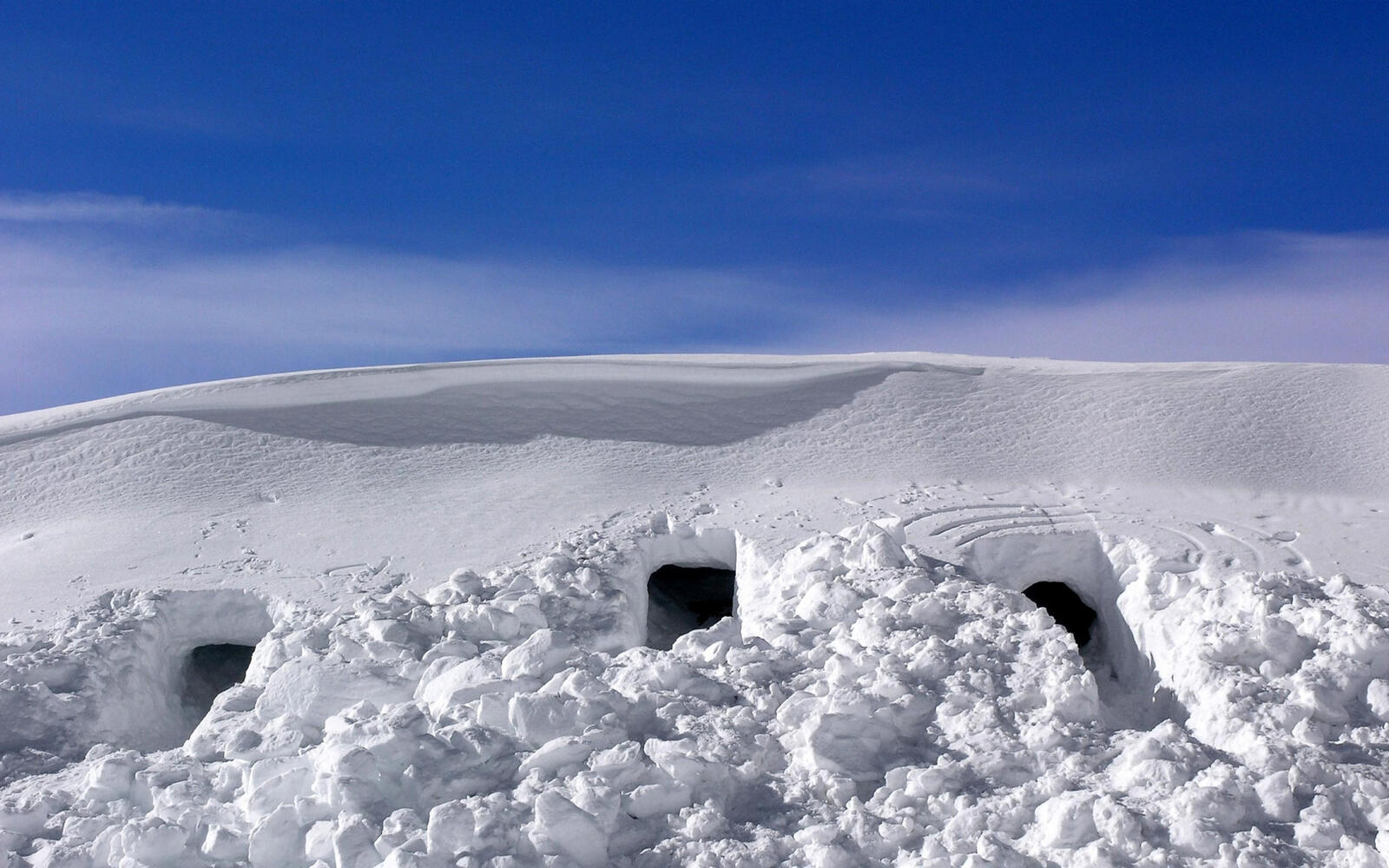 Wallpapers snow thickness burrows on the desktop