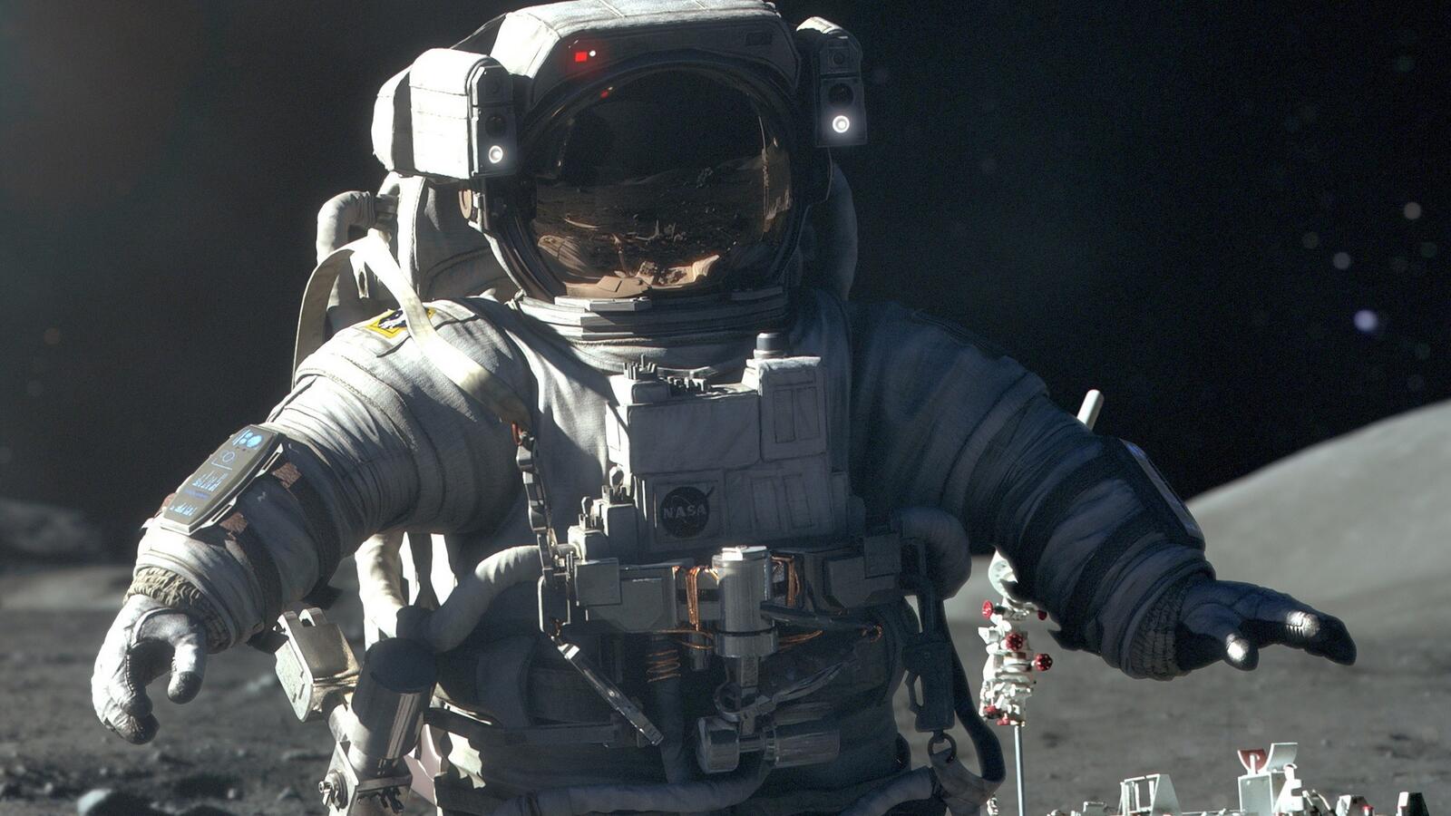 Обои космонавт скафандр шлем на рабочий стол