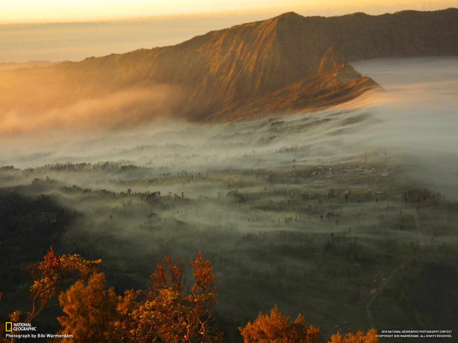 Wallpapers mountains fog national geographic on the desktop