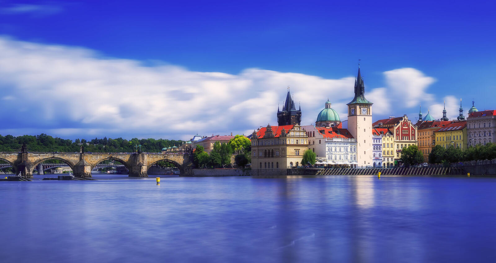 桌面上的壁纸城市 捷克共和国 伏尔塔瓦河