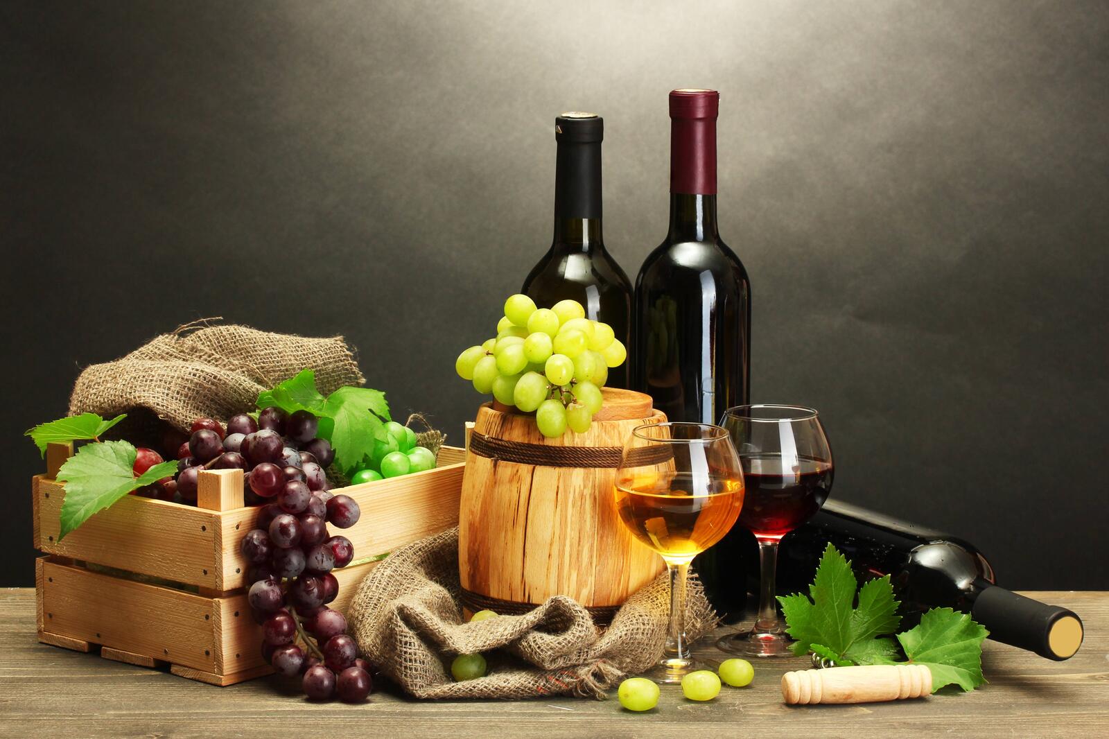 Обои вино виноград бочка на рабочий стол
