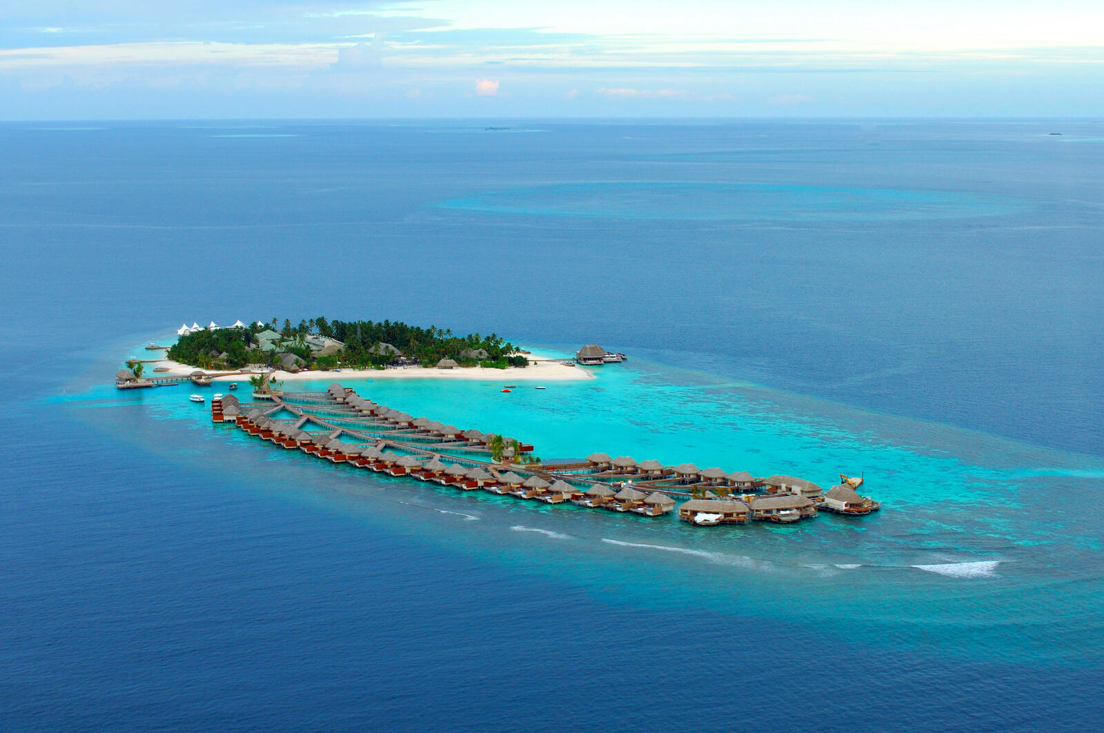 Wallpapers the tropics the maldives seclusion on the desktop