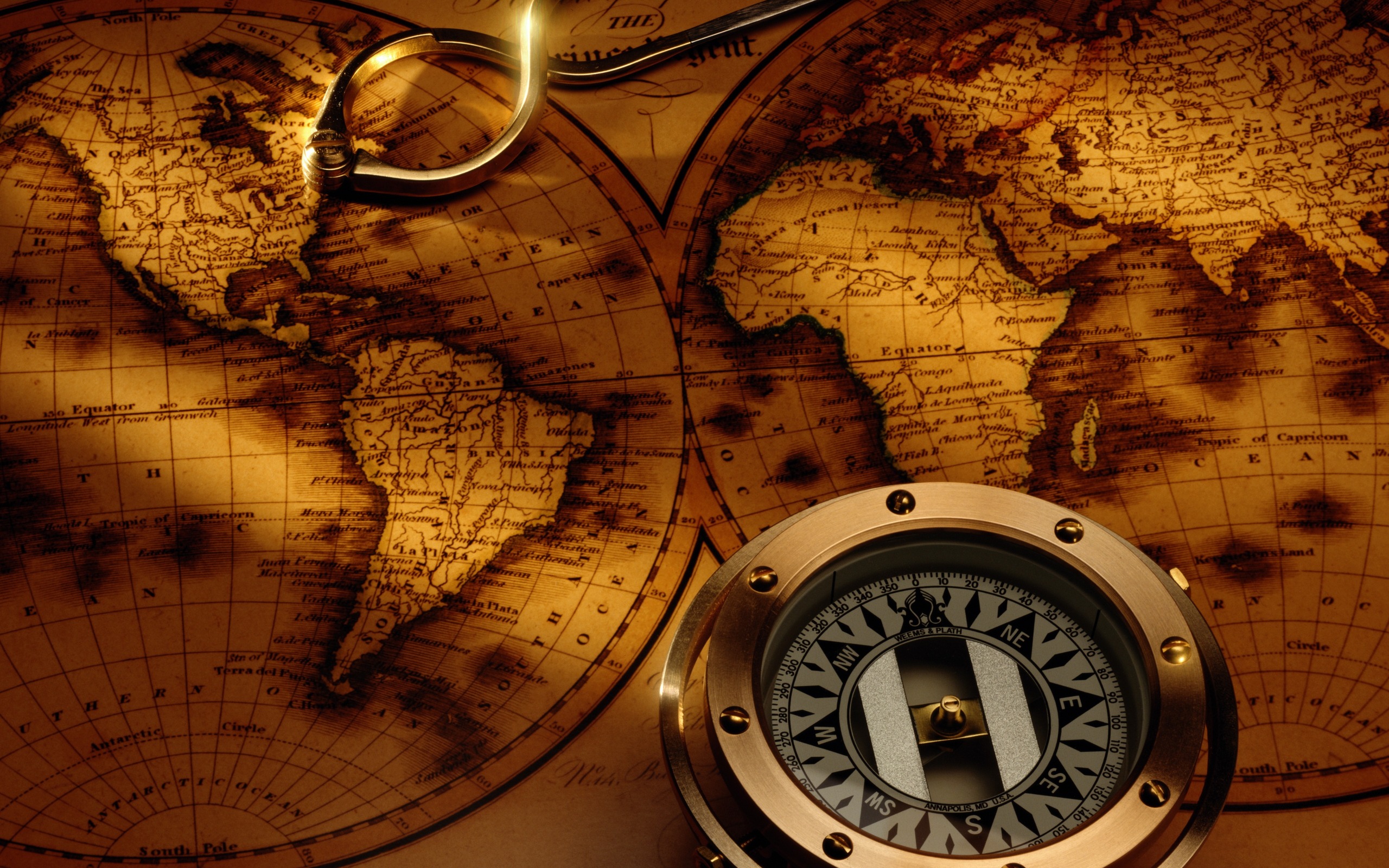 Wallpapers map antique compass on the desktop