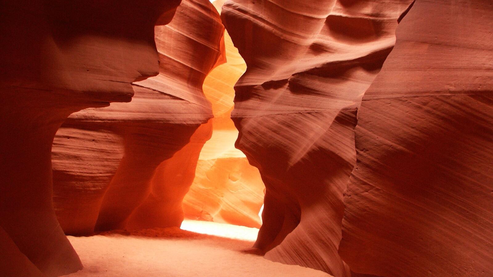 Обои пещеры песок свет на рабочий стол