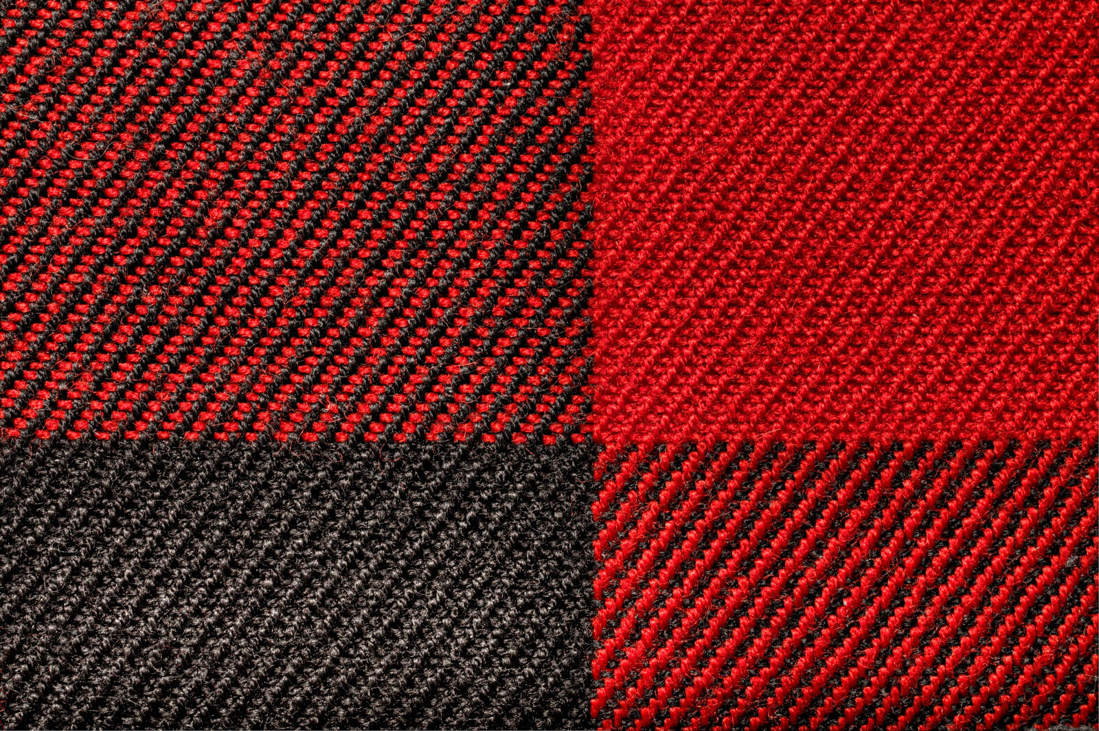 Wallpapers carpet red black on the desktop