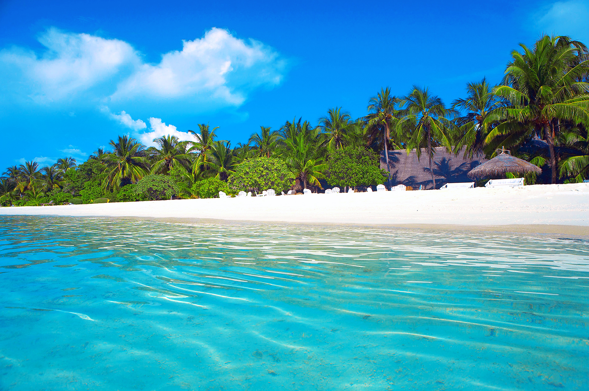 Покажи красивый пляж. Парадиз остров Карибского моря. Rihiveli Maldives Resort. Индийский океан Мальдивы. Море пляж.