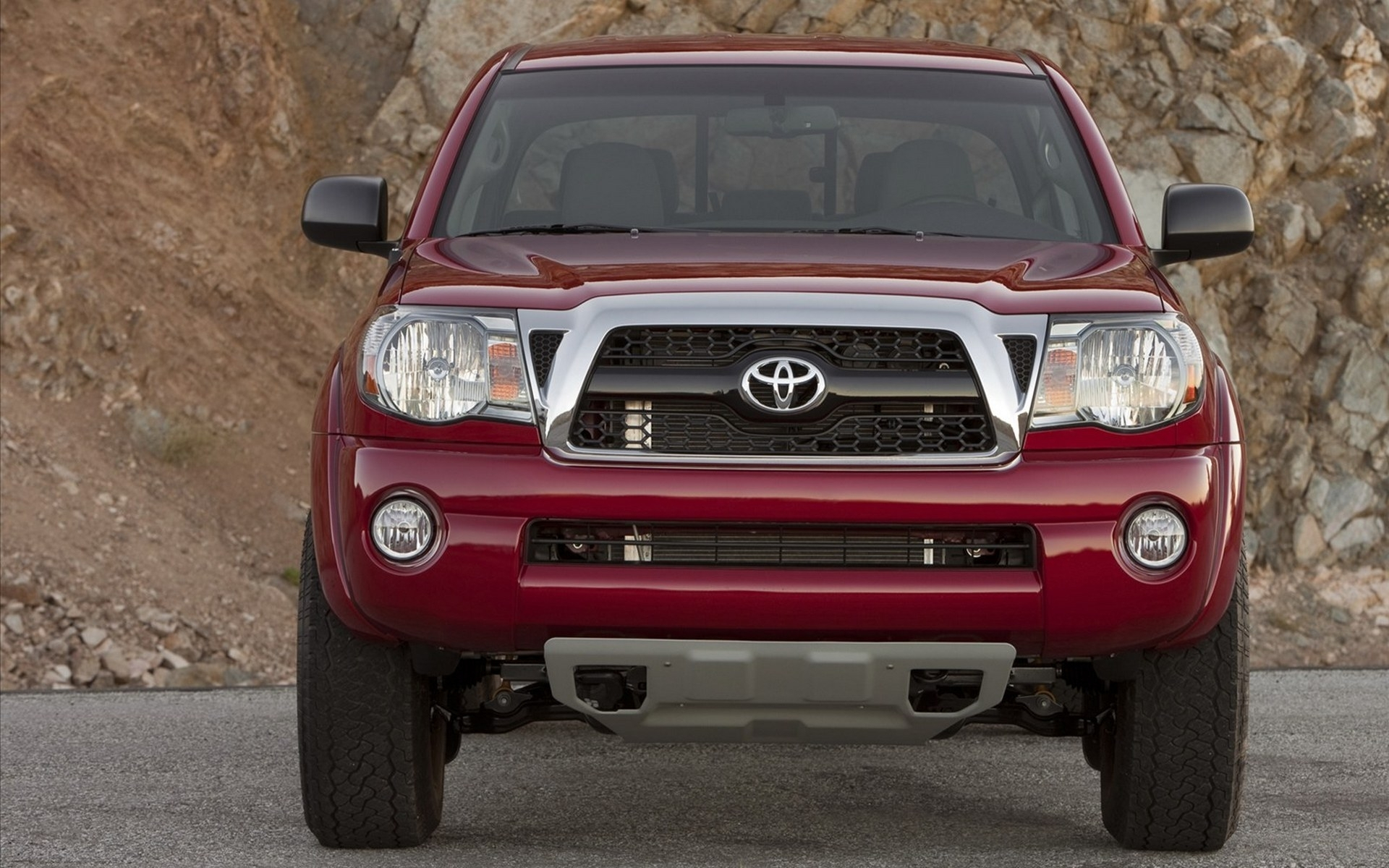 Wallpapers Toyota SUV red on the desktop