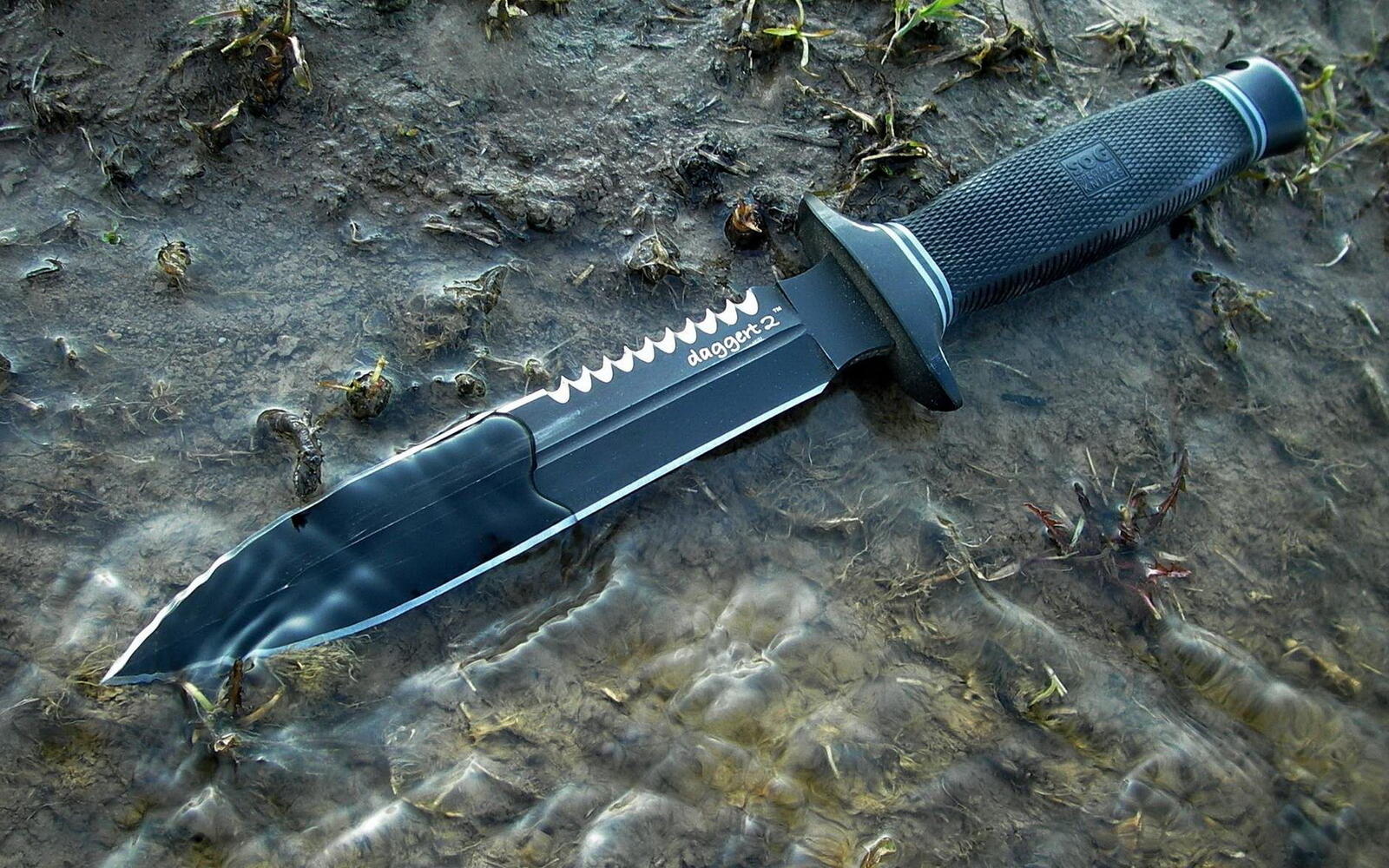 Обои daggert 2 нож черный на рабочий стол