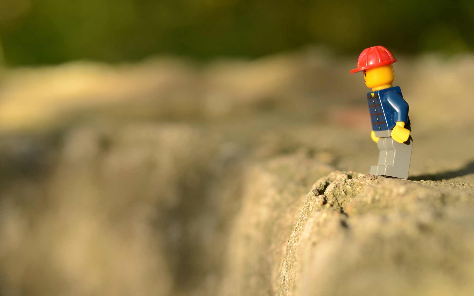 Wallpapers toy man lego on the desktop