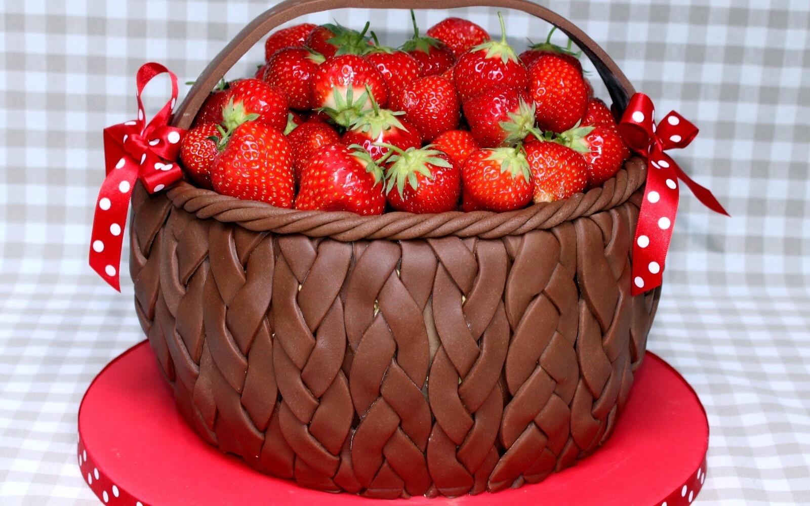 Wallpapers strawberry basket chocolate on the desktop