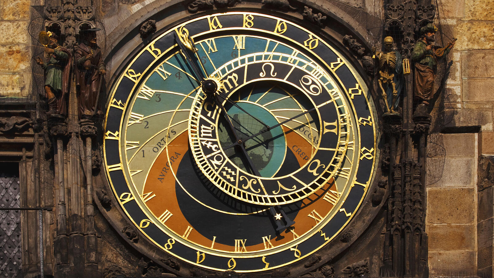 астрономия часы чехия