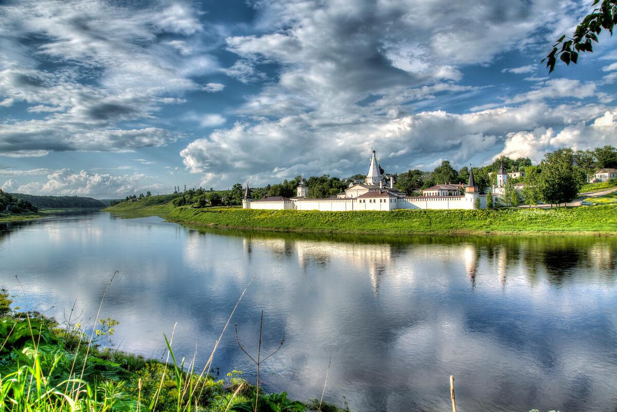 Free moscow oblast, araioses the iosifo-volotsky monastery - new photos